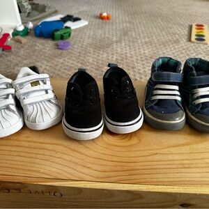 Name brand boys shoes lot